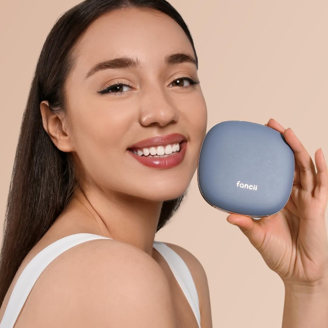 Mila 2 LED Compact Mirror